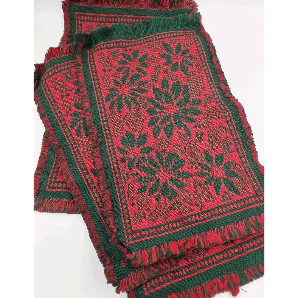 Vintage‎ Christmas Poinsettias Tapestry Fringe Placemats Set of 4 Red Green